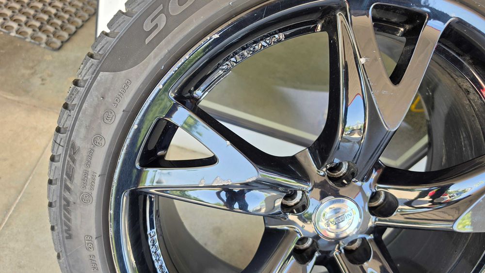 Оригинални джанти с гуми 19" за Nissan 370z