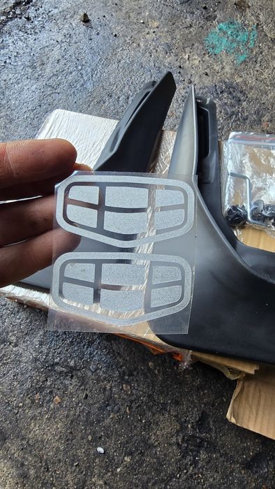 Брызговики Geely Emgrand