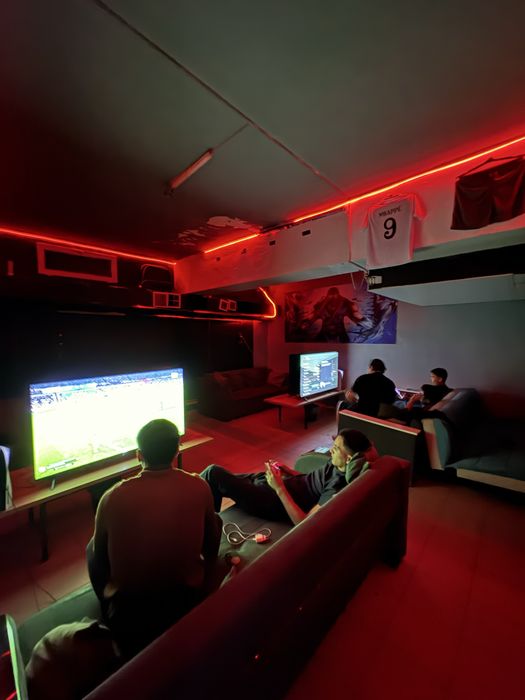 Продам PlayStation Club