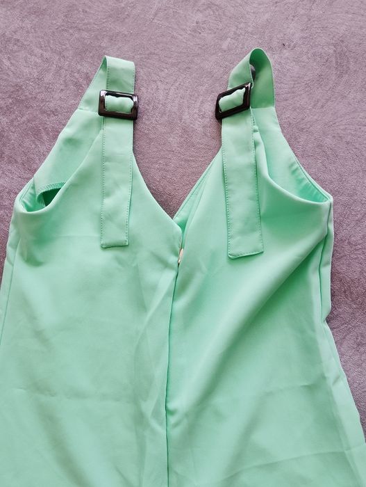 Къс Гащеризон с зелено