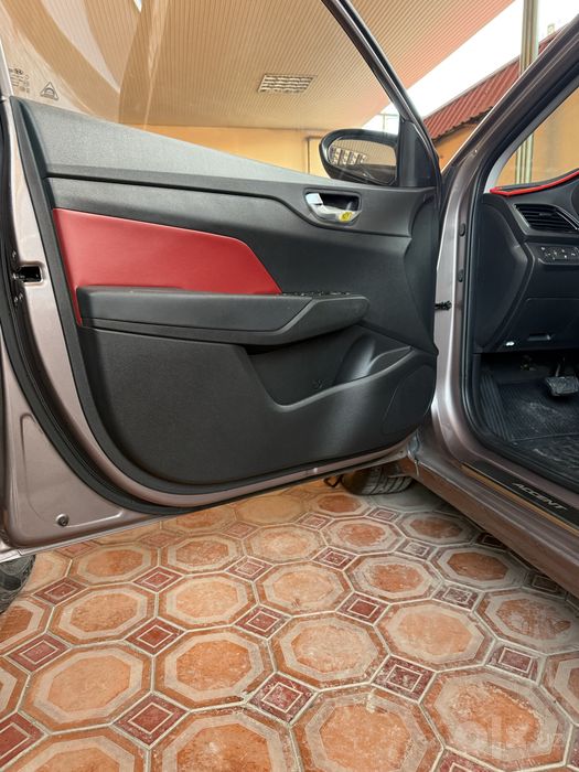 Hyundai Accent restyling
