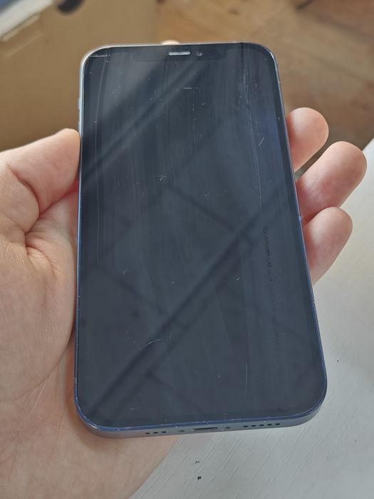 iPhone 12 64гб продам