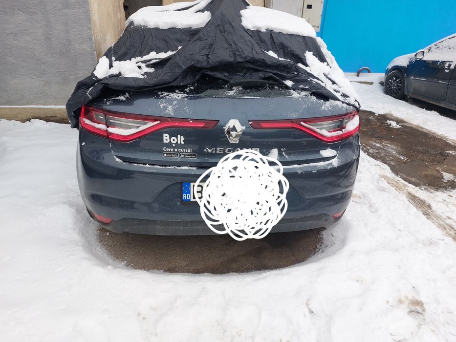 Vând/Schimb megan 4 avariat