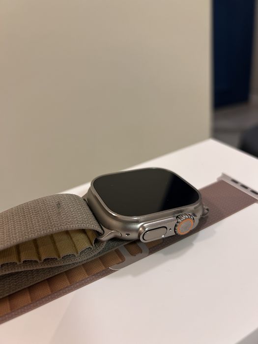 Apple Watch ultra 2 49mm