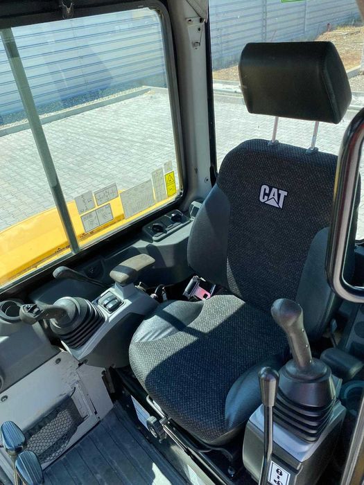 Excavator CAT 305E2CR