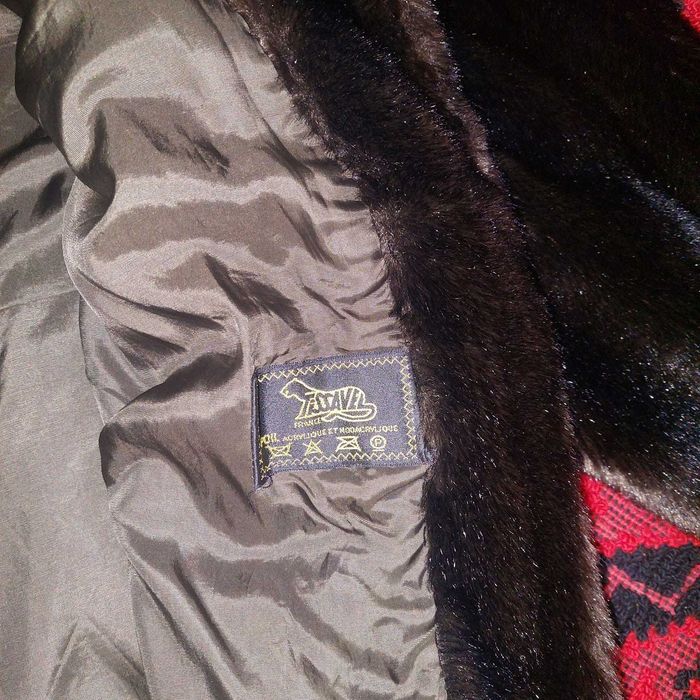 Haină de blană maro închis, mărimea 48