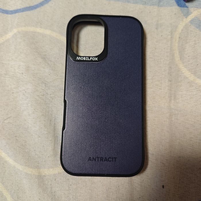 Калъф за iPhone 17