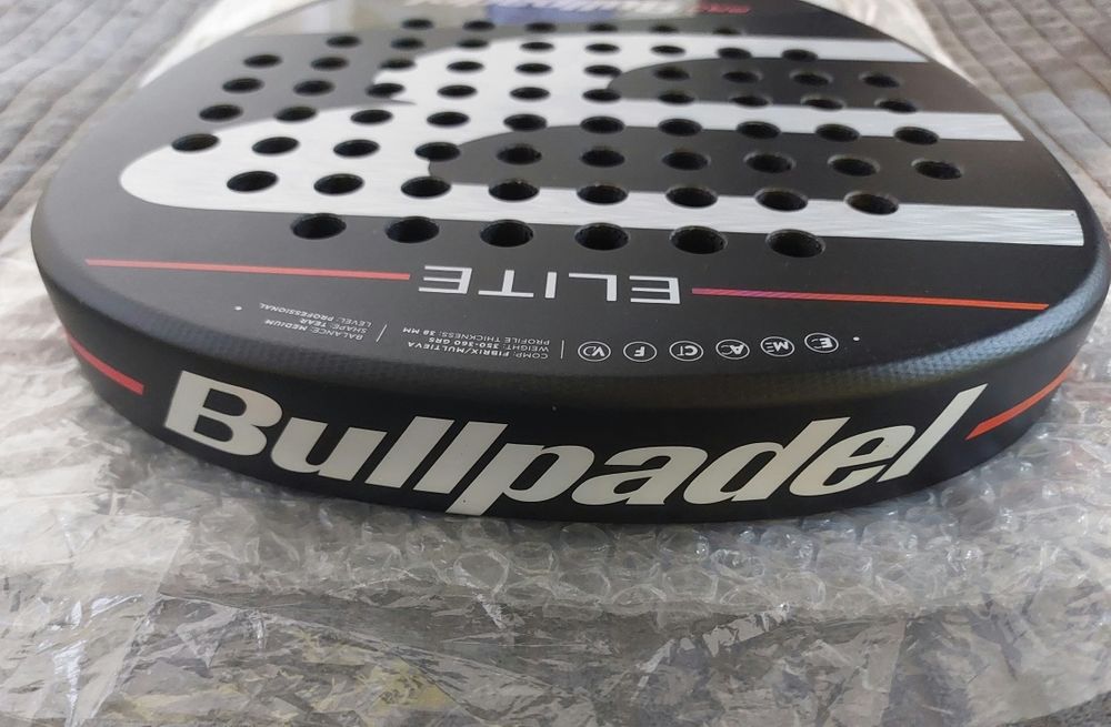 НОВА! Bullpadel Elite W падел ракета
