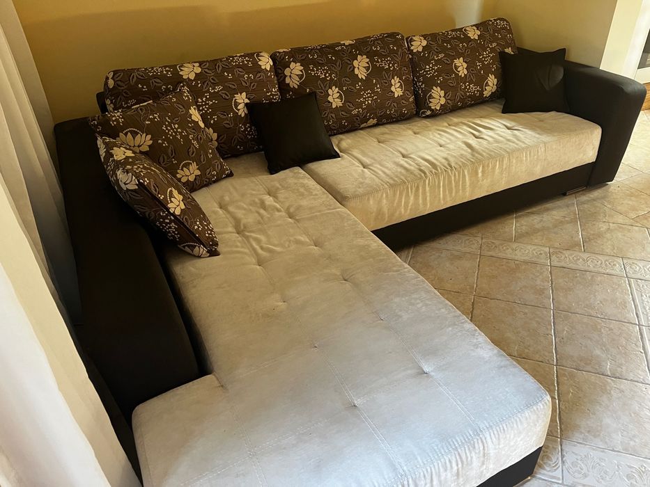 Разтегателен диван