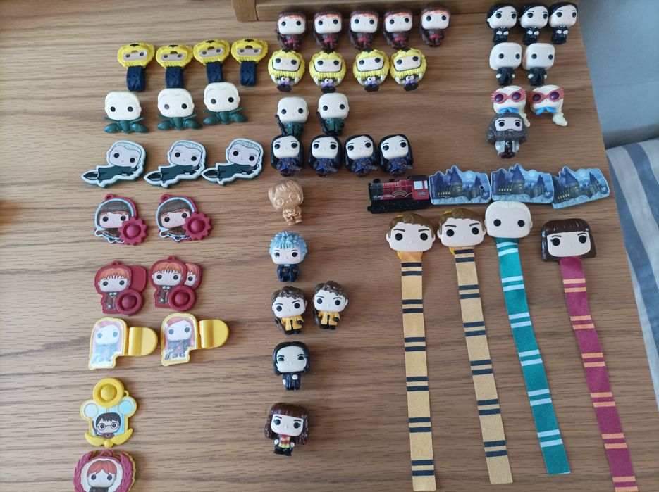 Фънко поп фигурки на Хари Потър от старата и от новата колекция.