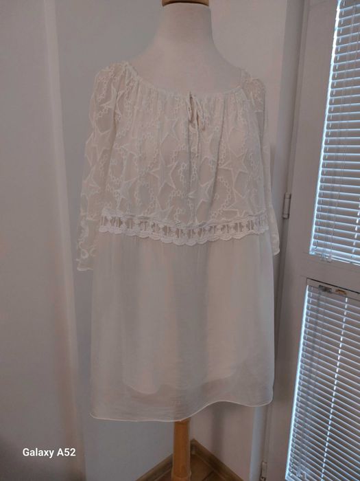 Дамска туника от шифон и дантела