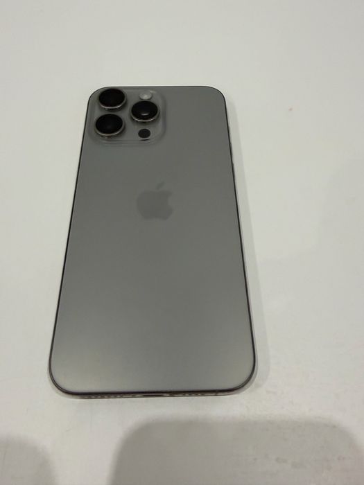 Продам IPhone 15 pro max 256 гб