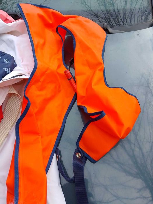 Продавам гашеризон непромокаем