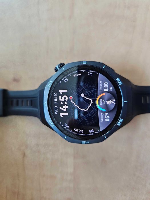 Huawei Watch GT 5 Pro (46mm, Black) – Титаниев корпус, състояние като нов