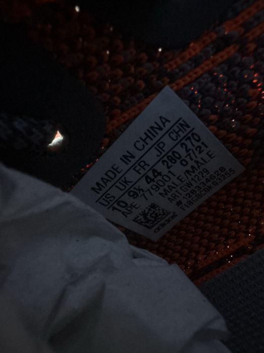 Adidasi Yeezy 350 boost V2 Beluga
