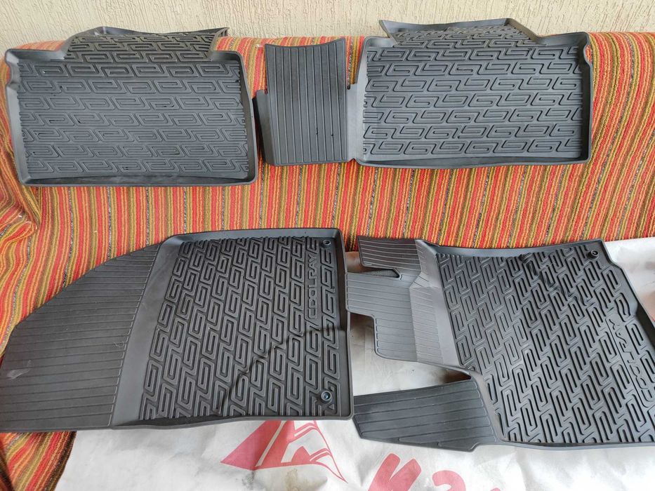 Оригинальные полики Geely Coolray