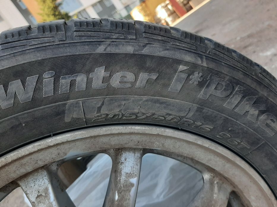 Колёса автомобильные