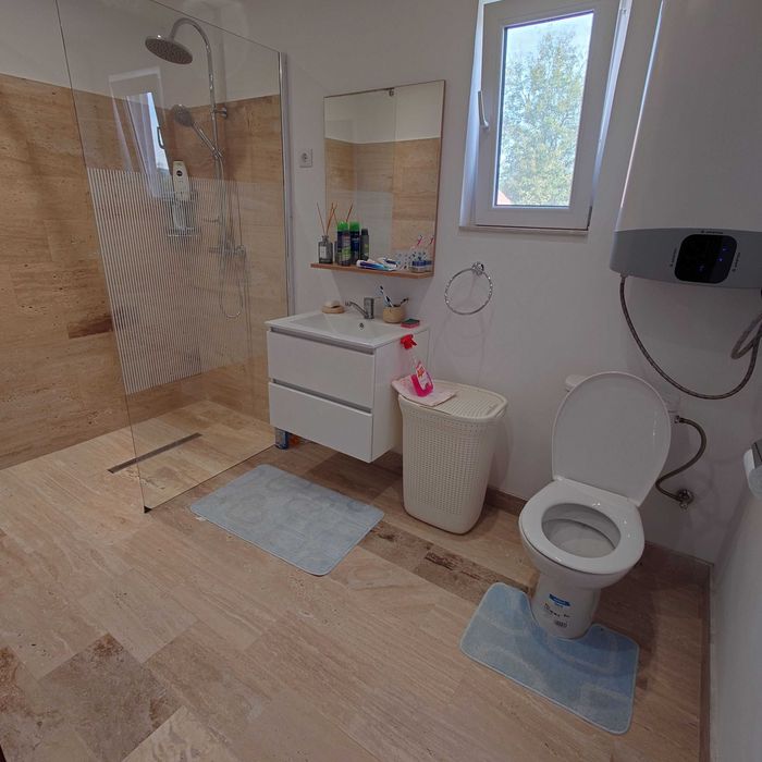 VAND Casa de vacanta in Cosarii jud. Timis