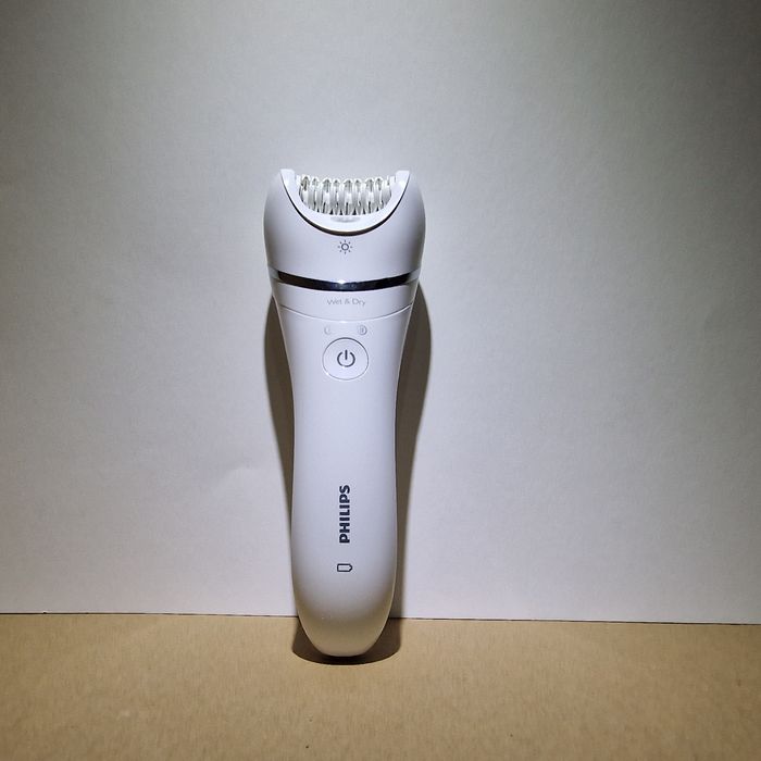 Epilator Philips seria 8000