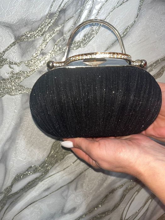 Продам вечернее платье.