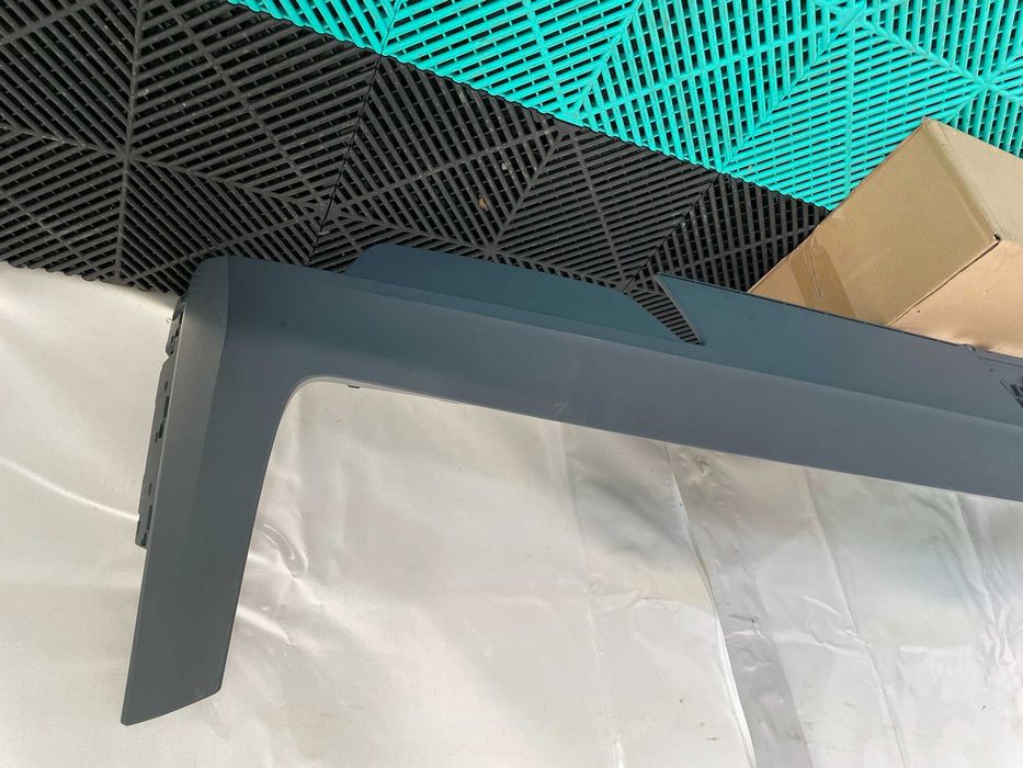 Bara fata Renault 5 E Tech noua originala Renault