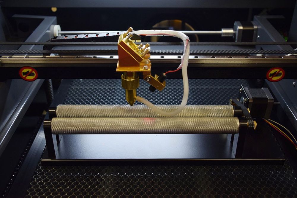 CO2 Лазер за Гравиране и Рязане 50W 40x40