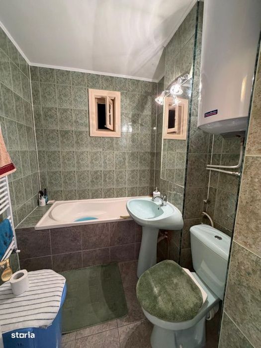 Apartament 4 camere. etj 2,  Radauti