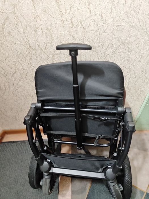 Продам коляску TOMIX