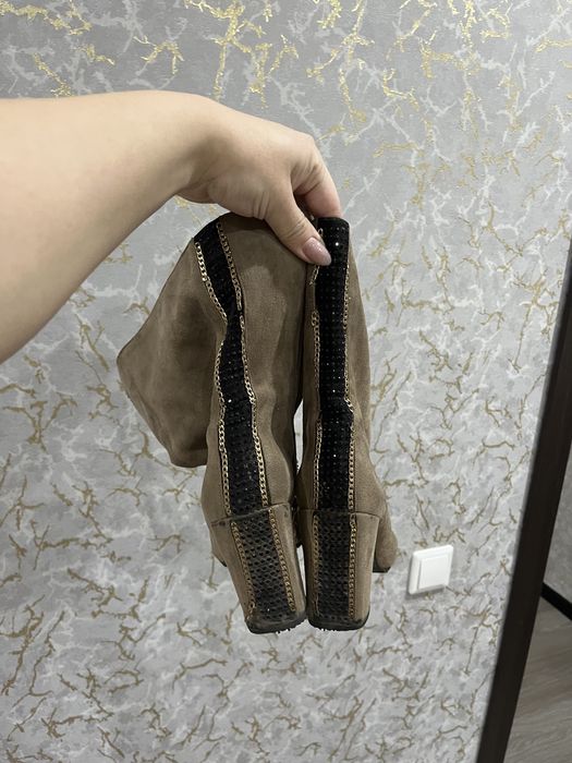 Сапожки. Обувь