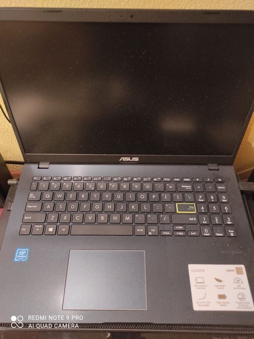 Laptop Asus in stare perfecta