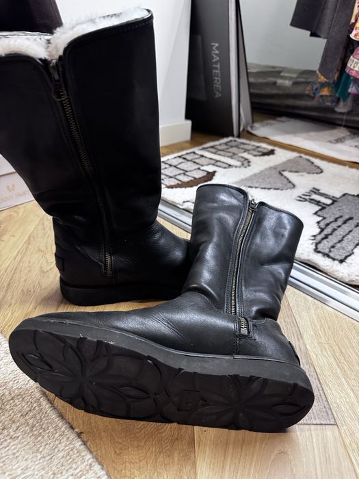 Cizme inalte, imblanite, UGG din piele