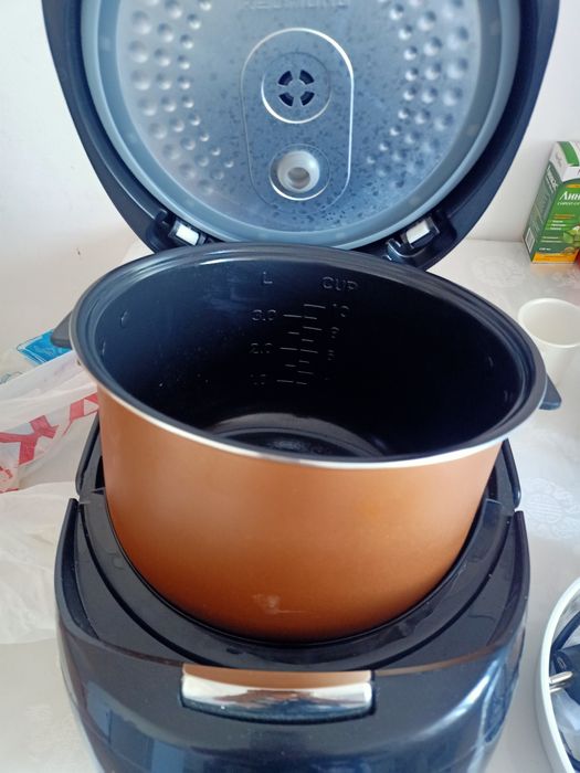 Продам мультиповар ( новый),