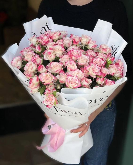 Пионы Розы гортензий цветы букеты