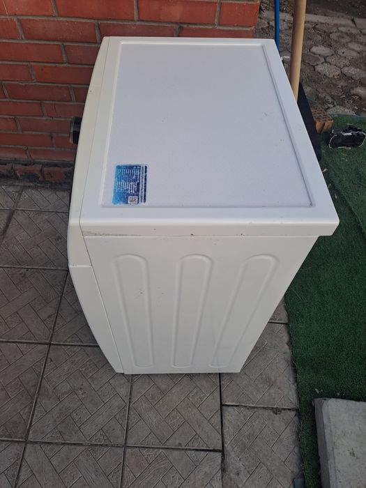 Продам стиральную машину