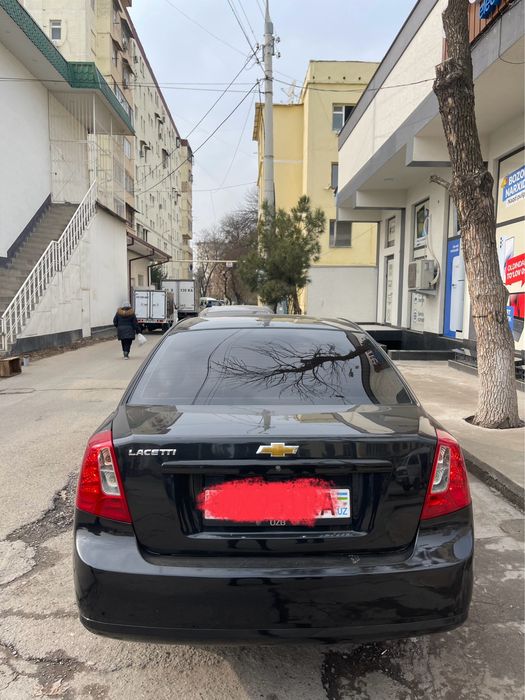 Gentra 2015 qora sotiladi