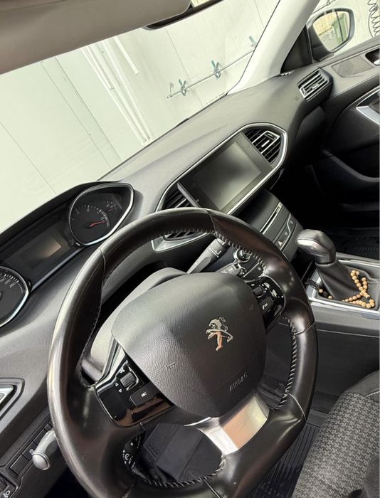 PEUGEOT 308 2018 — imagine 4