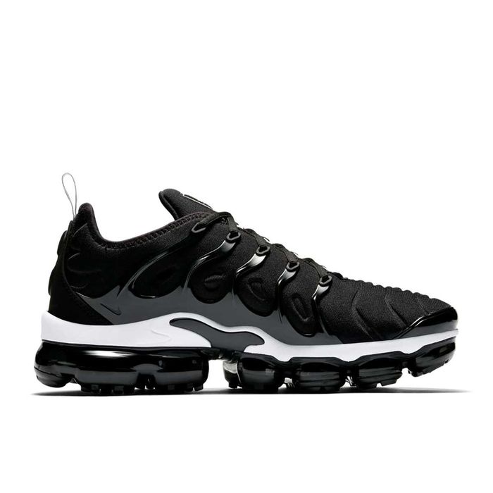 ПРОМО! Nike Vapormax Plus "Black & White" / Outlet