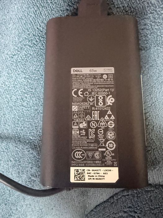 Като нов!Лаптоп Dell 5490