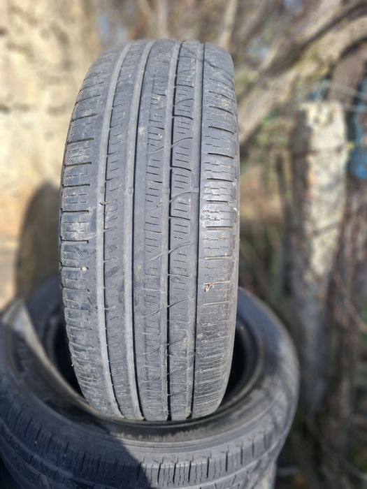 Vand 2 anvelope 225 60 18 preli de iarna bune