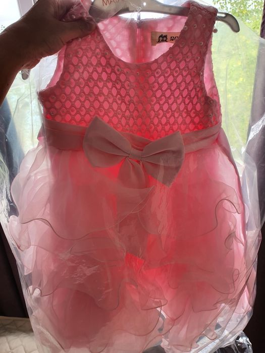Rochie elegantă fete între 4-6 ani