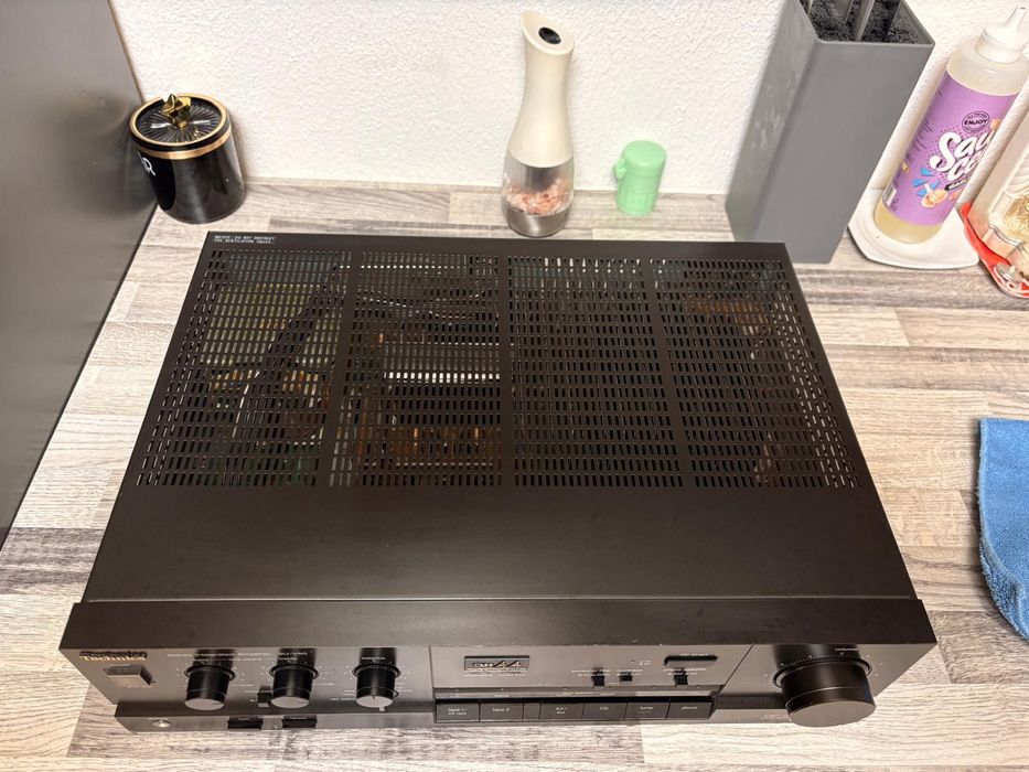 Amplificator Technics SU-V60
