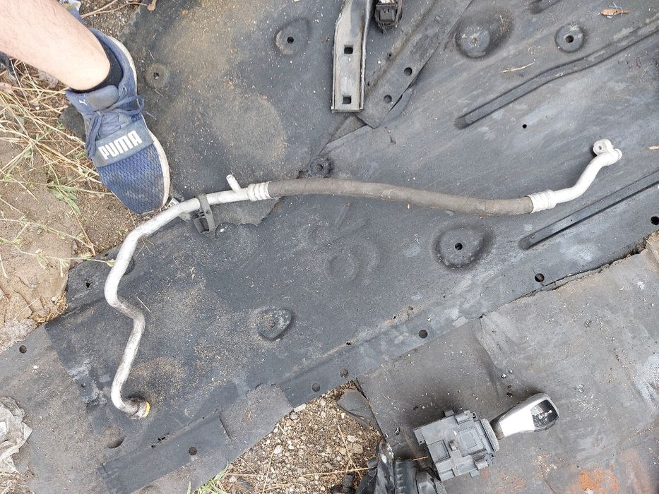 Маркуч климатик Бмв ф10 520д 184кс  n47 bmw f10 f11