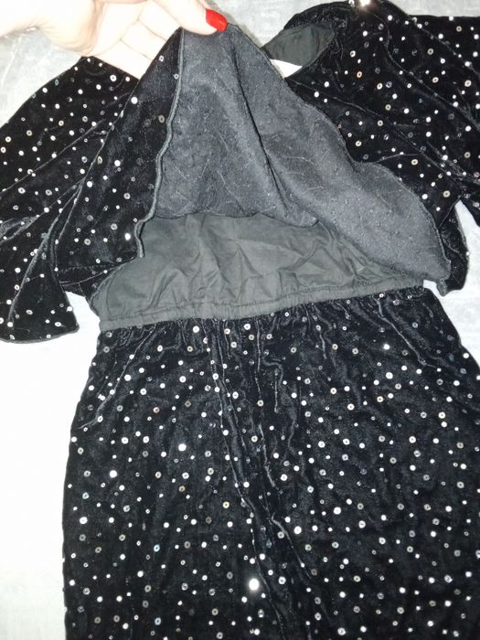 Продам кастюм для девочки Zara