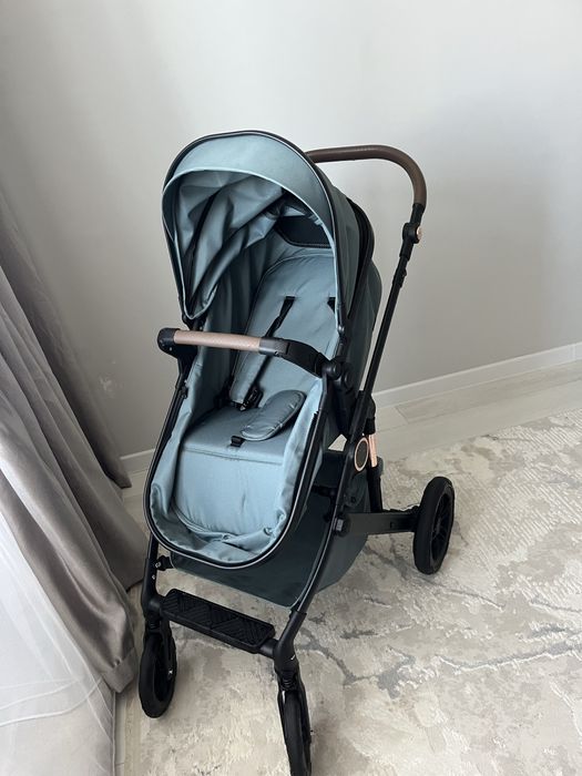 Продается Коляска 2в1