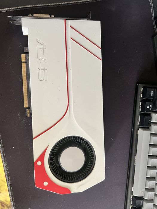 Vand componente pc