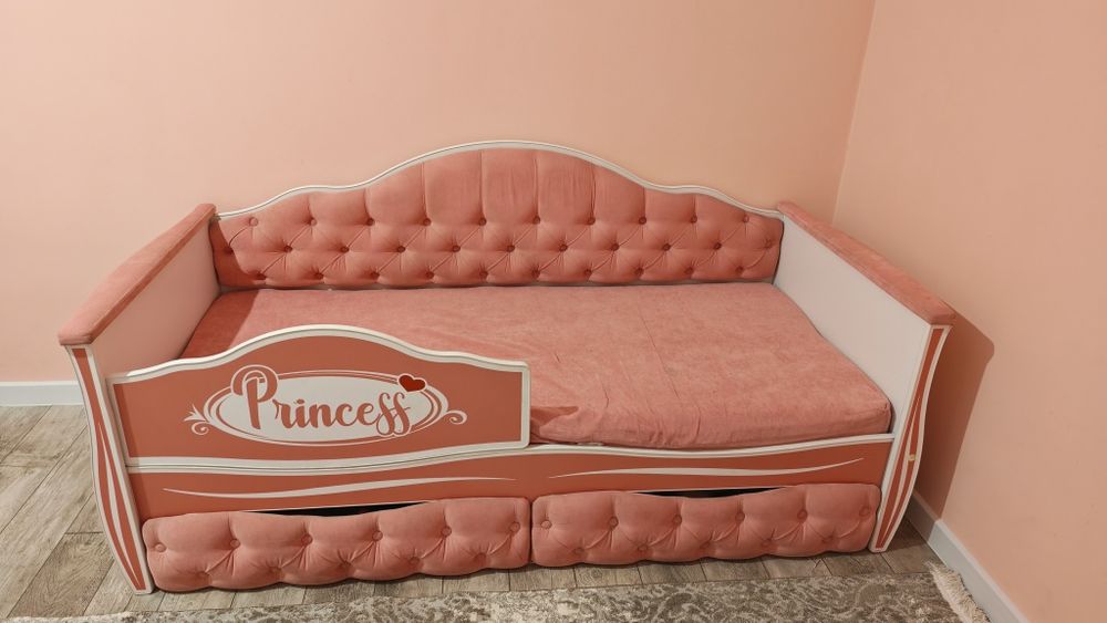 Кровать подростковая