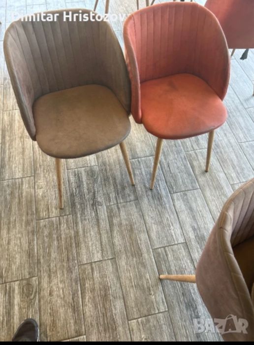 Продавам столове 88бр