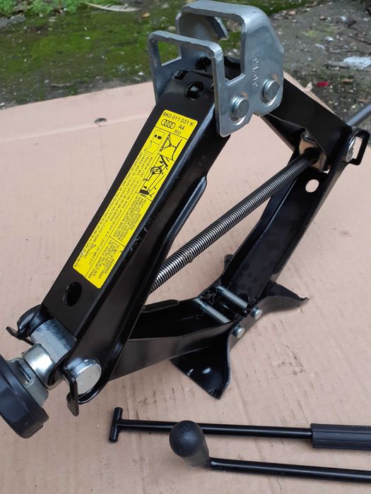 Cric,cheie de roti AUDI A4, A5