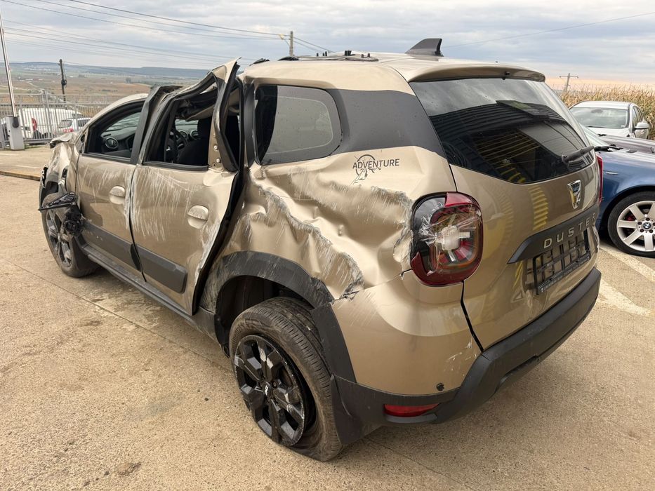 Dezmembrez Dacia duster 2 2018 maro 1.6 sce H4M D7 4x4 volan stanga