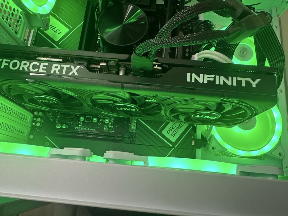 Продам Rtx 5070 12g